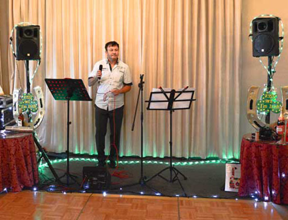 Brisbane Singer Howard Collins - Musicians Hire - Wedding Music